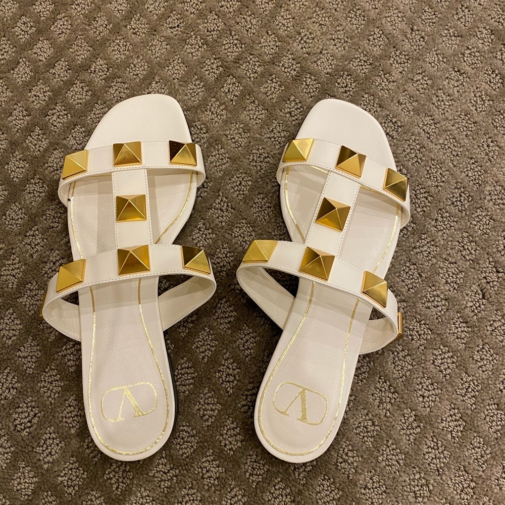 Valentino garavani Roman stud slide sandal